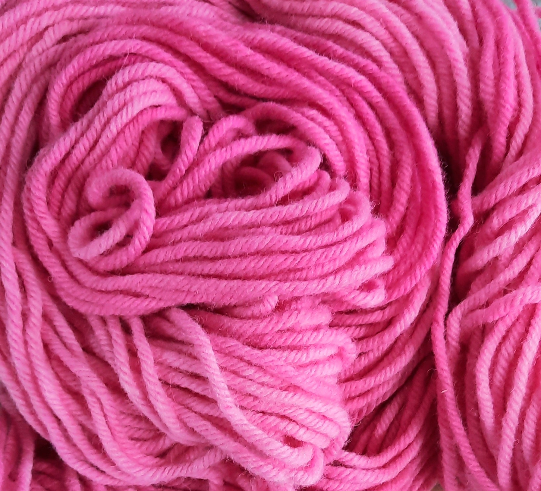 Hand-Dyed Super Bulky Yarn - Flamingo Pink