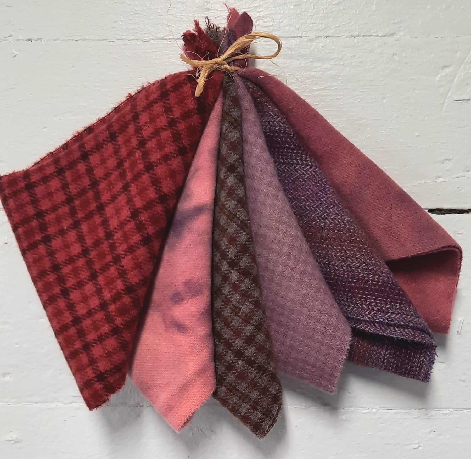 Wool Bundle "Berries"