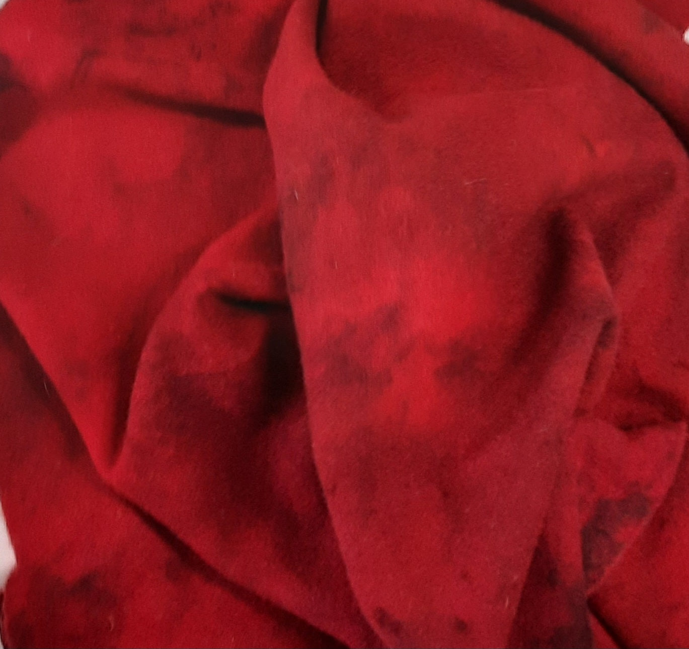 New! Hand-Dyed Wool Fat Quarter "Four Roses"