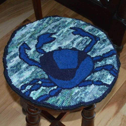 Blue Crab Round - Seaside Rug Hooking Company Pattern