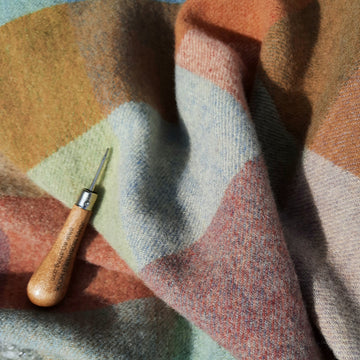 Textured Wool Fabric "Garden Plaid"