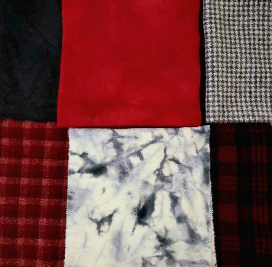 New! Wool Bundle "Santa"