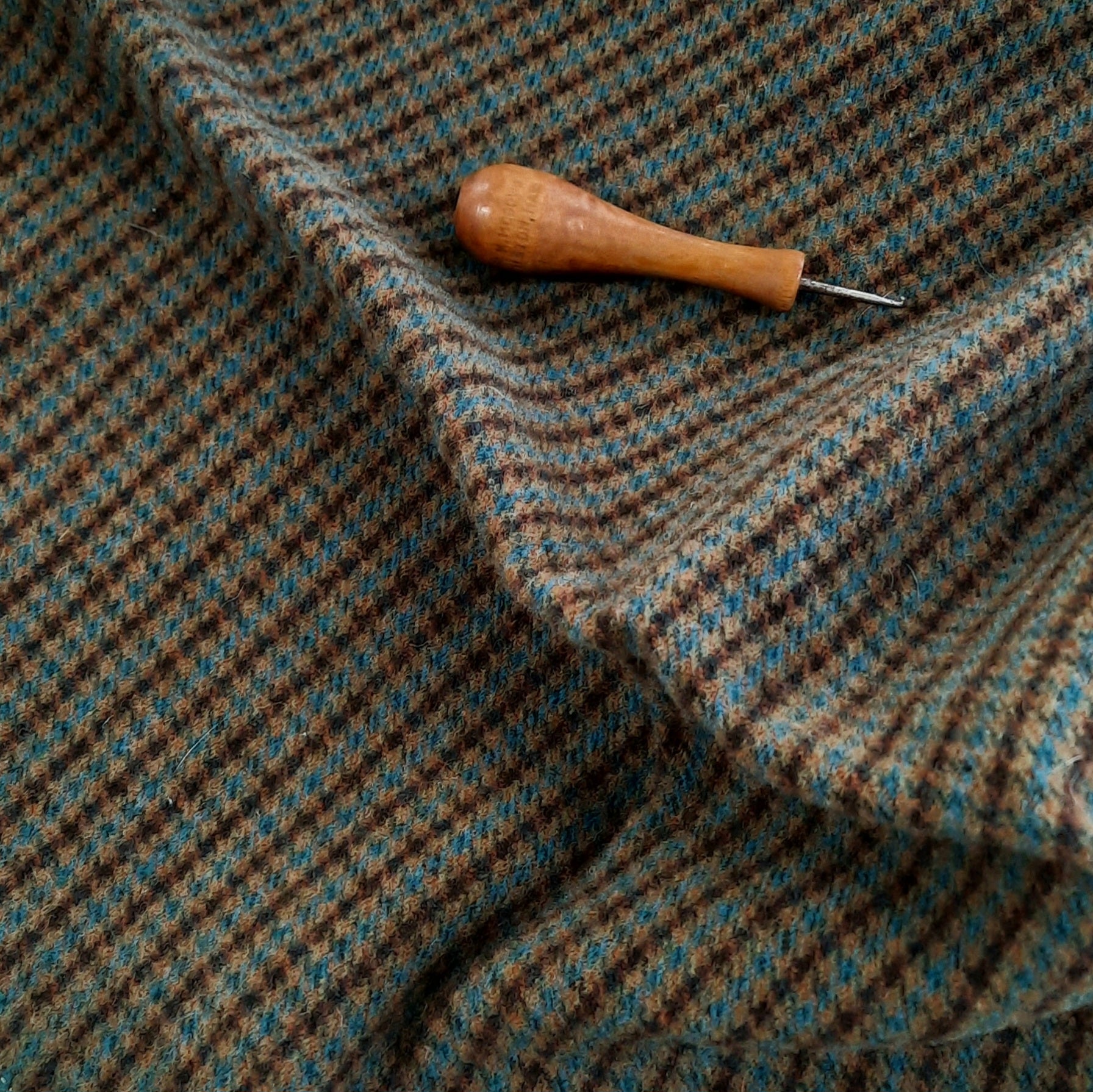 Textured Wool Fabric "Cleopatra"