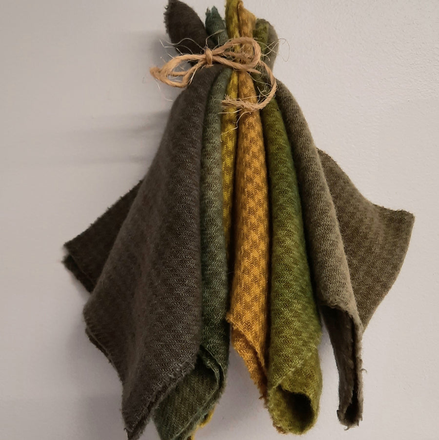 Wool Bundle Fallen Leaves